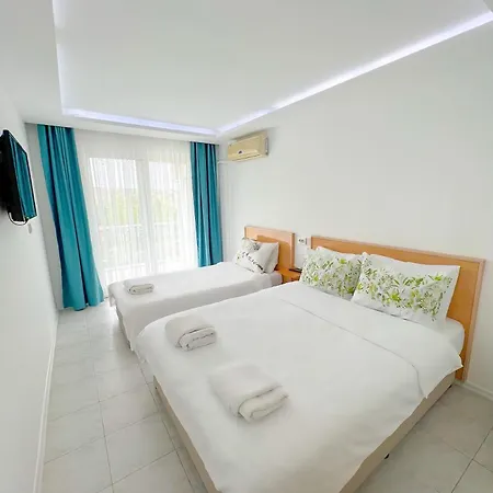 Mercan Hotel *