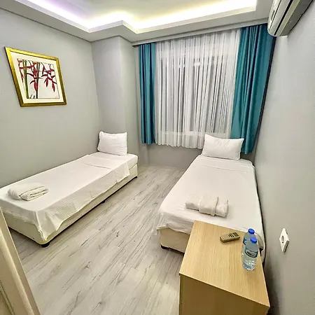 Mercan Κανακάλε